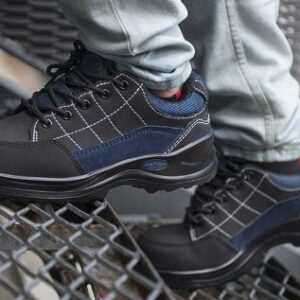 5 Tips Untuk Memastikan Sepatu Safety Anda Tetap Awet dan Efektif